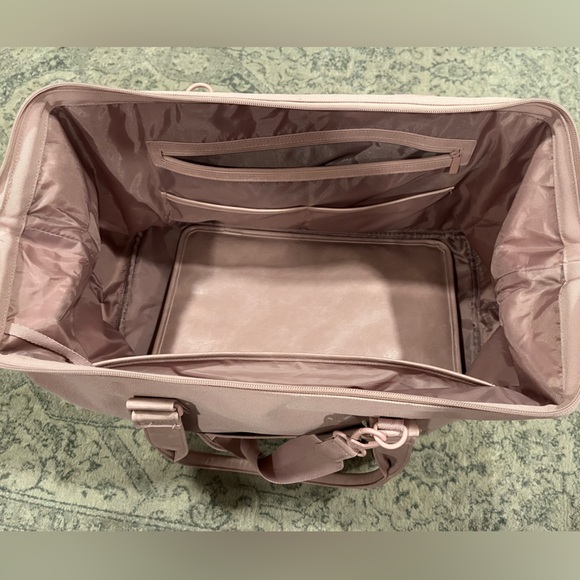 BÉIS Atlas Pink Convertible Weekender - Picture 4 of 6